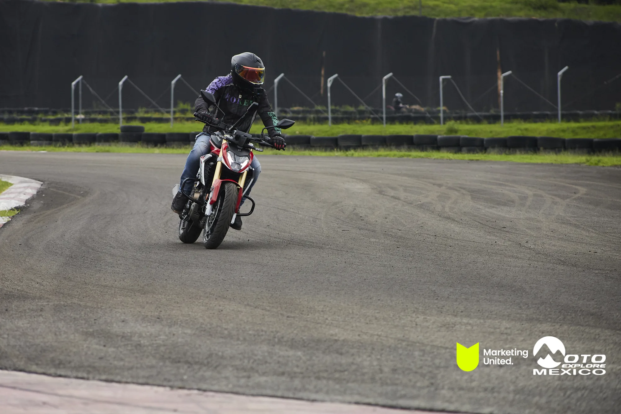 HUNK TRACKDAY 506